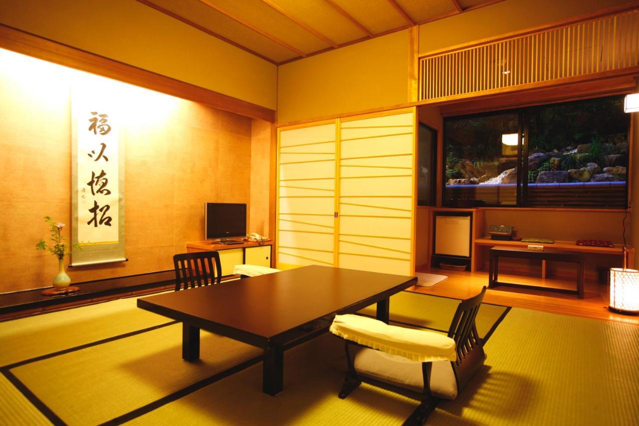 Kyoto Arashiyama Onsen Ryokan Togetsutei Екстериор снимка